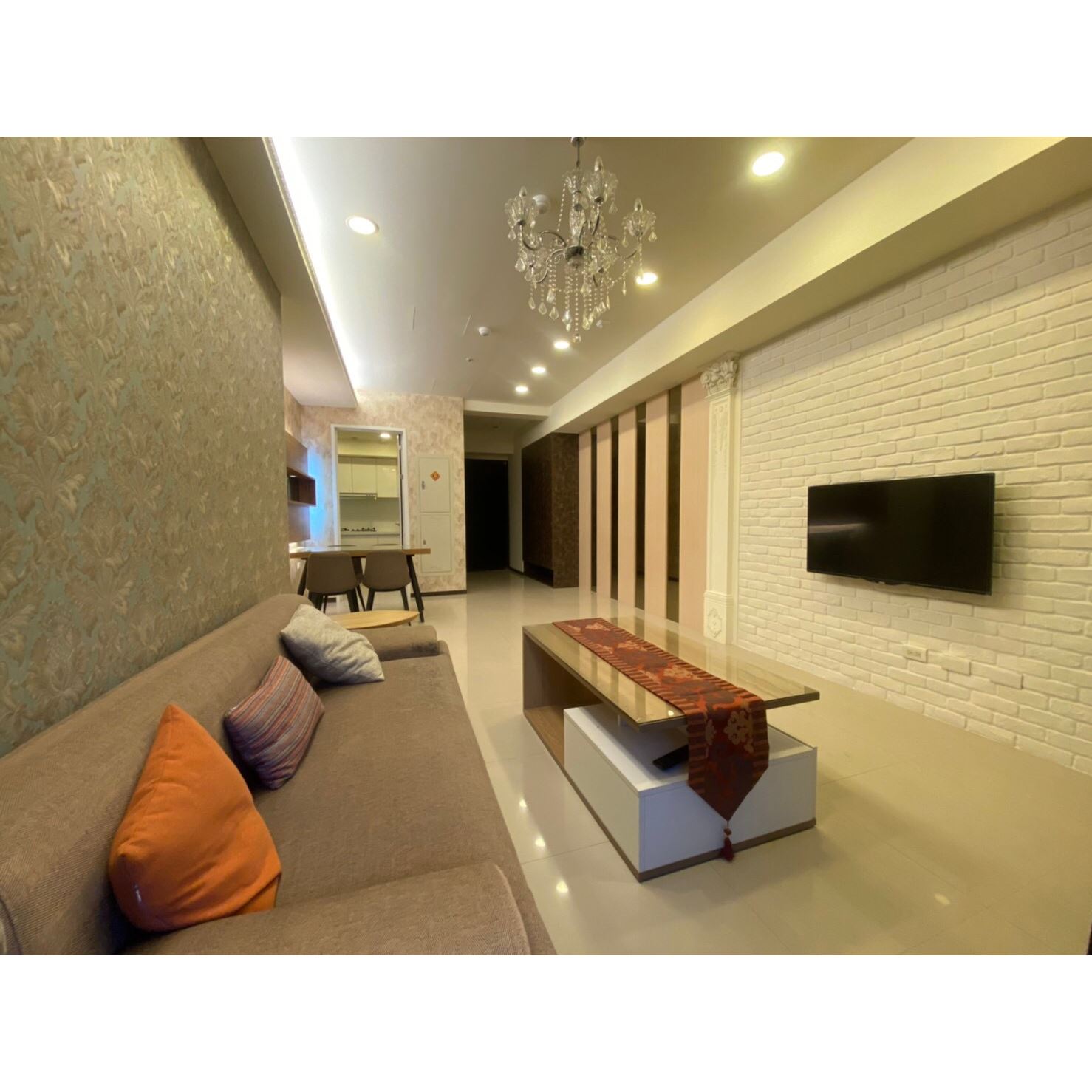 高級華夏三房兩廳兩衛3陽台小歐洲式裝潢