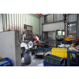 小型振動研磨機