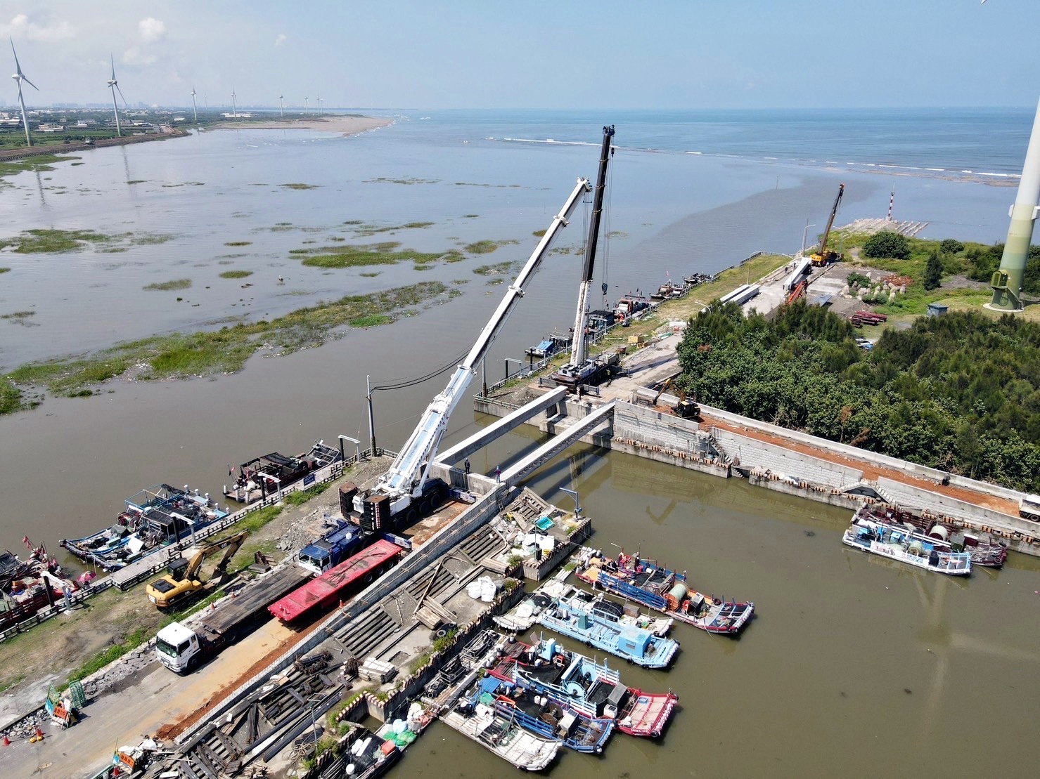 贊盛吊車出租/起重工程承攬