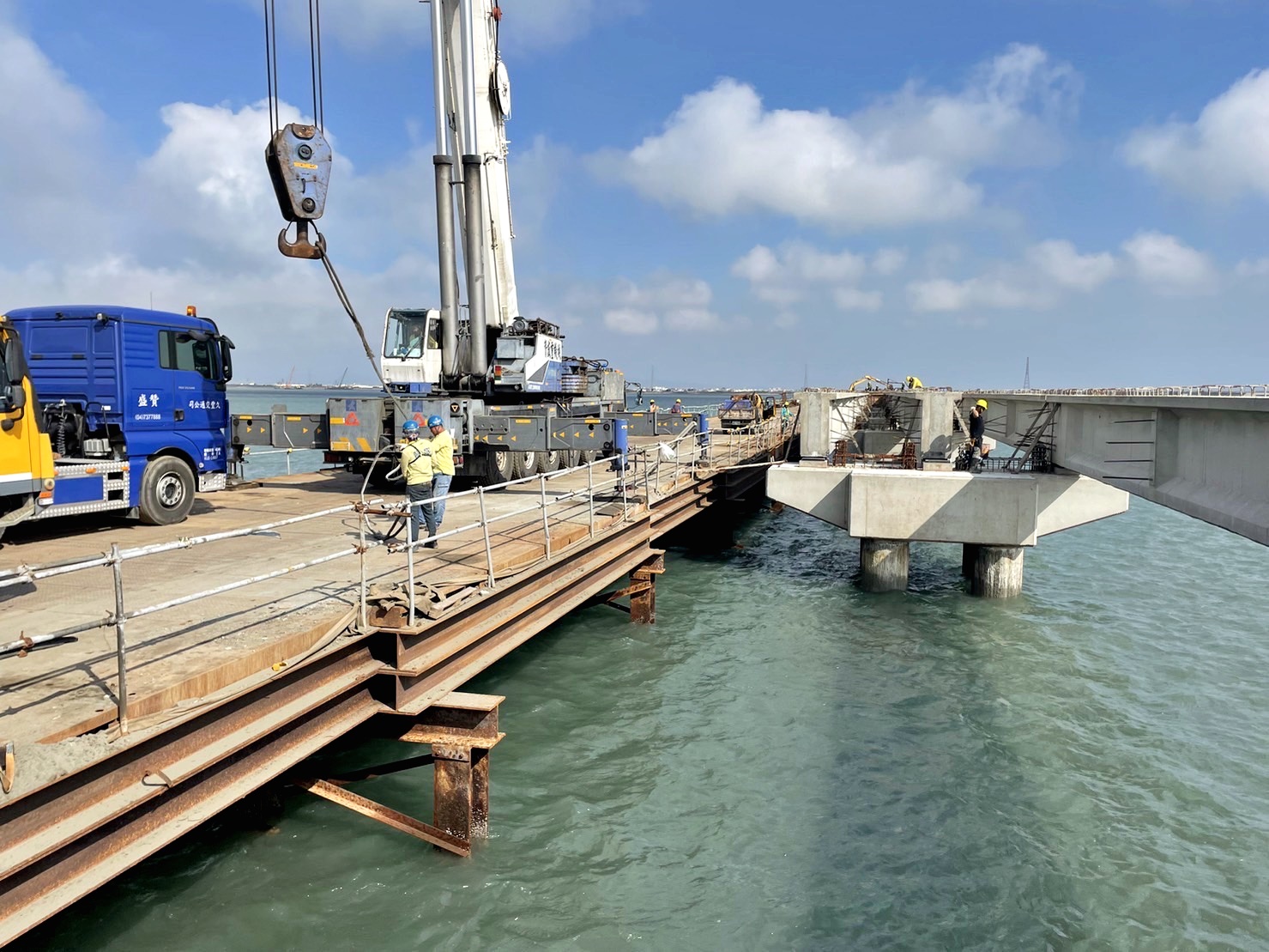 贊盛吊車出租/起重工程承攬