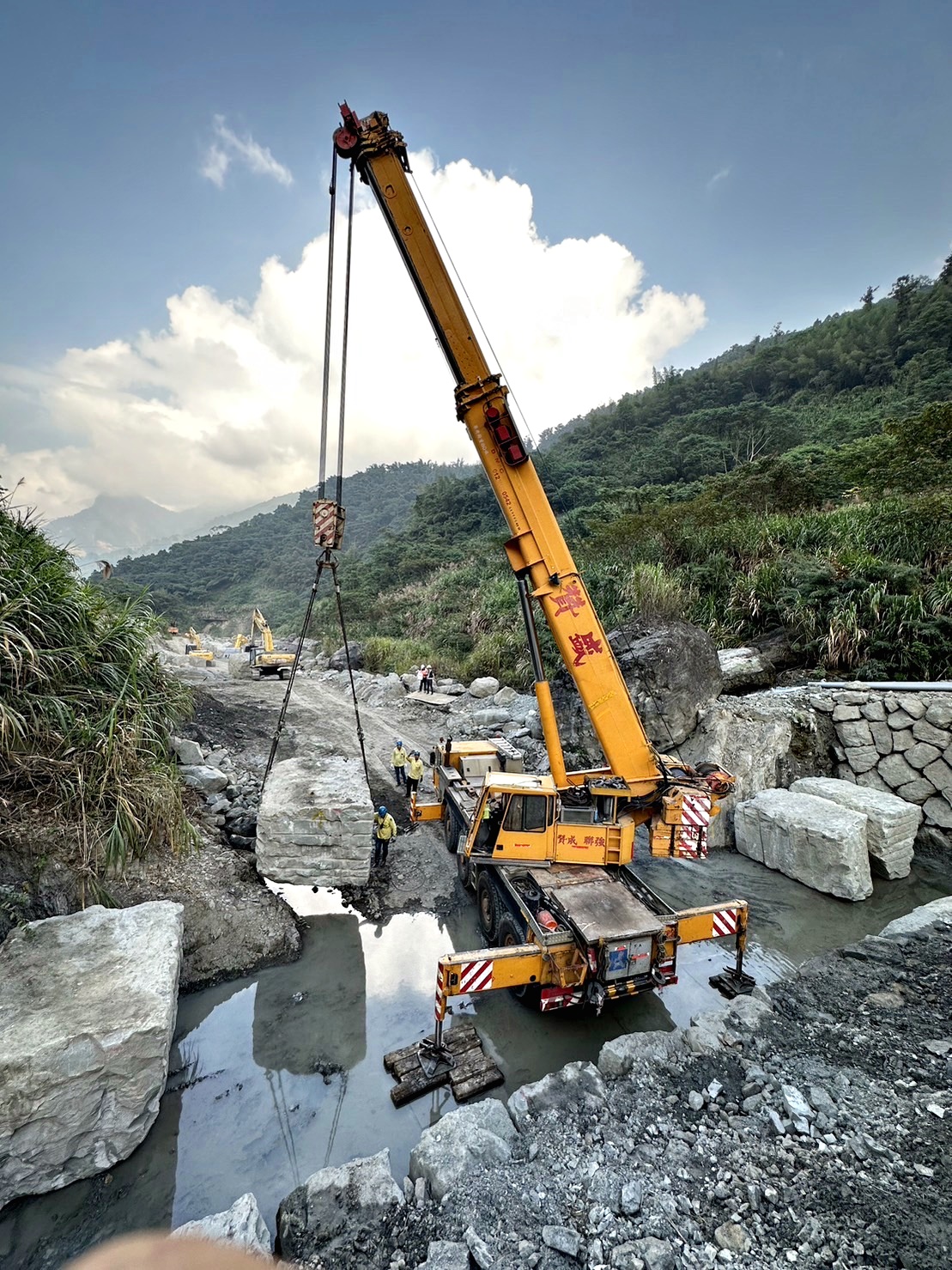 贊盛吊車出租/起重工程承攬