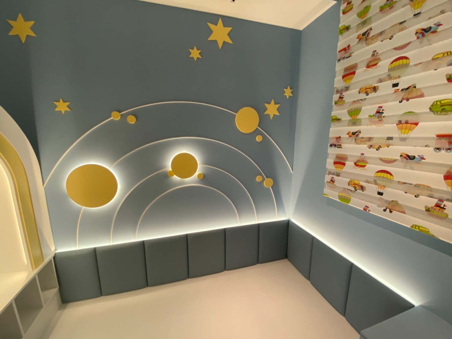 裱布作品-牆面裱布