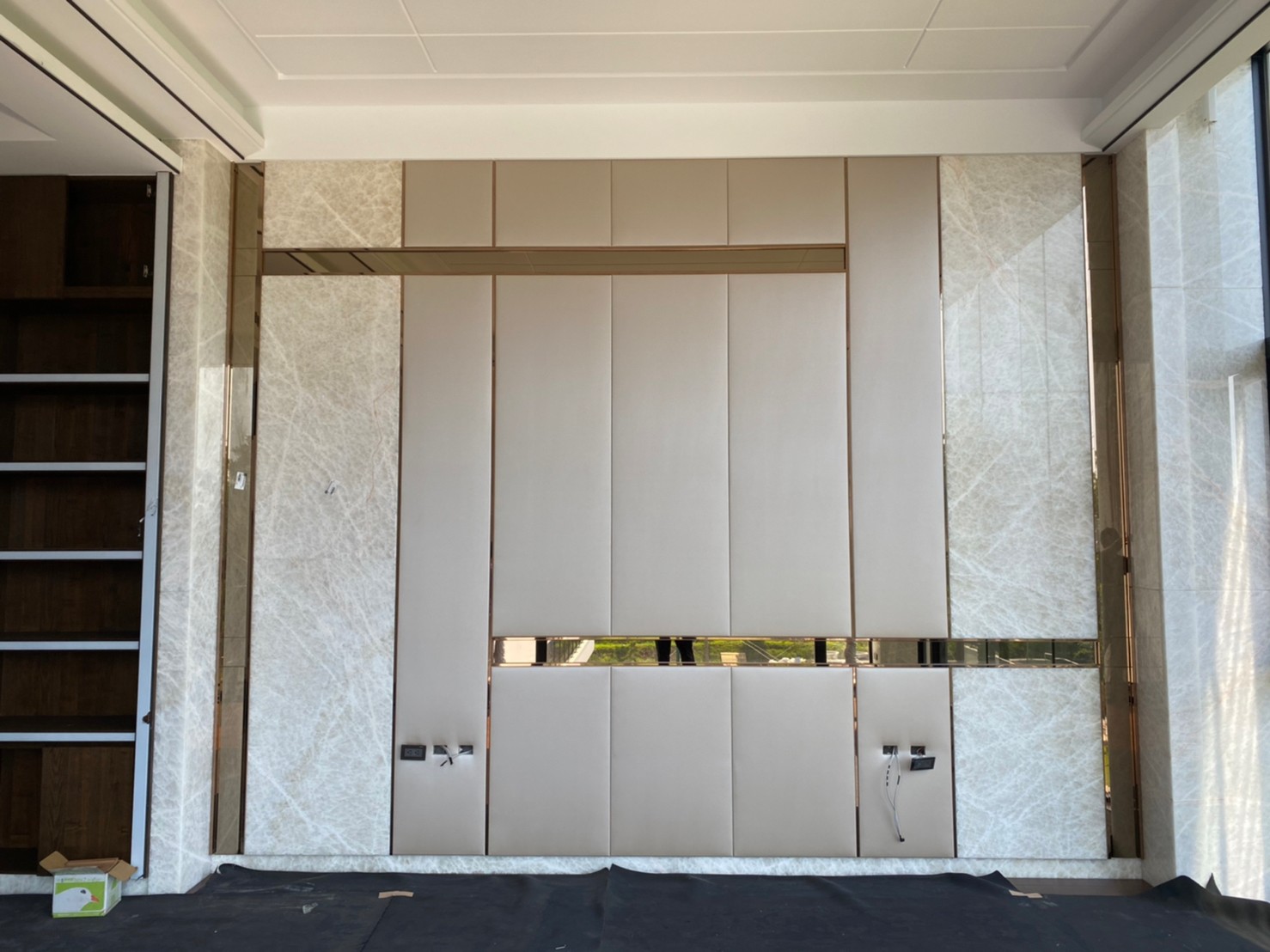 裱布作品-牆面裱布