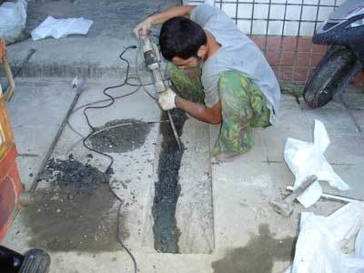 一力通實業社 水電工程 北投士林石牌天母水電/北投士林石牌天母通水管通馬桶/熱水器維修/冷氣安裝-土木承包商