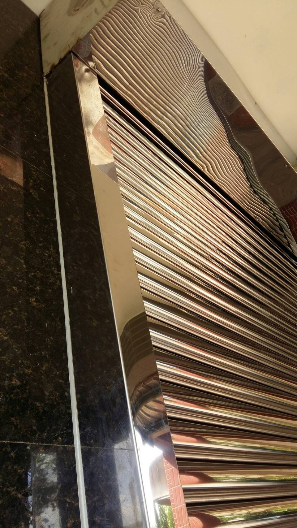 大立不銹鋼門窗---專業鐵製門窗