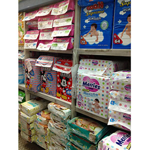 嬰幼兒,成人紙尿布