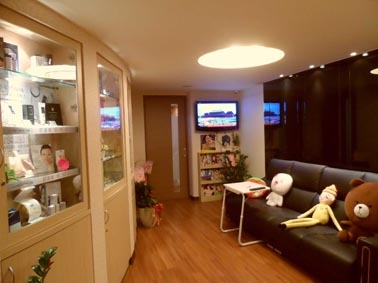 彥安診所 附設 顏安美容-undefined