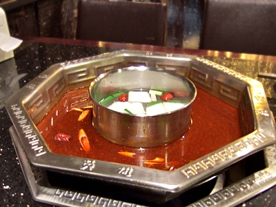 譚英雄麻辣鴛鴦火鍋-undefined