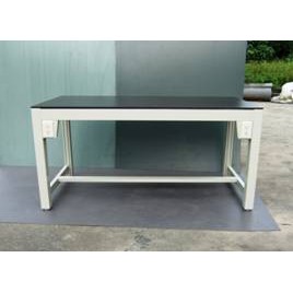 鋁構工作桌2