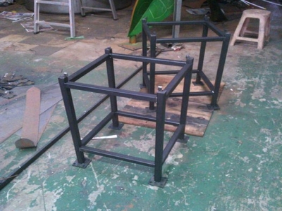 鑫鎰企業社-undefined