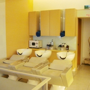 米蘭時尚髮型-自由分店-undefined