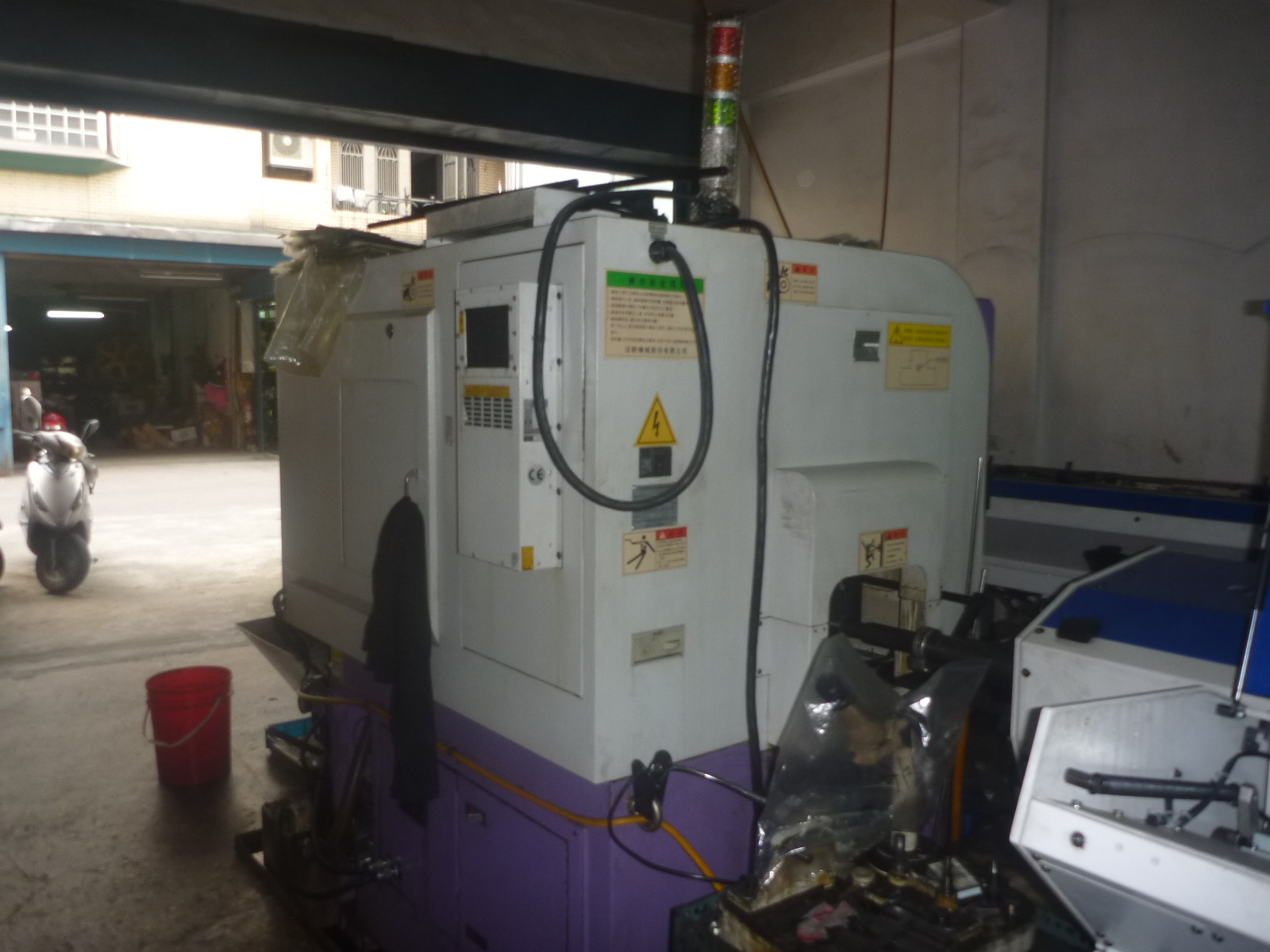 CNC電腦自動車床加工-菘鴻有限公司