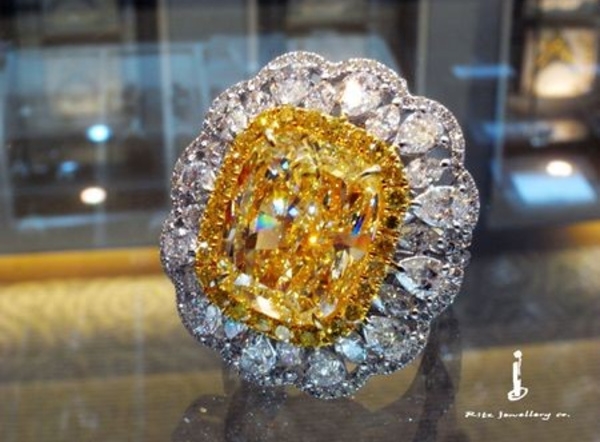 GIA認證彩黃鑽戒