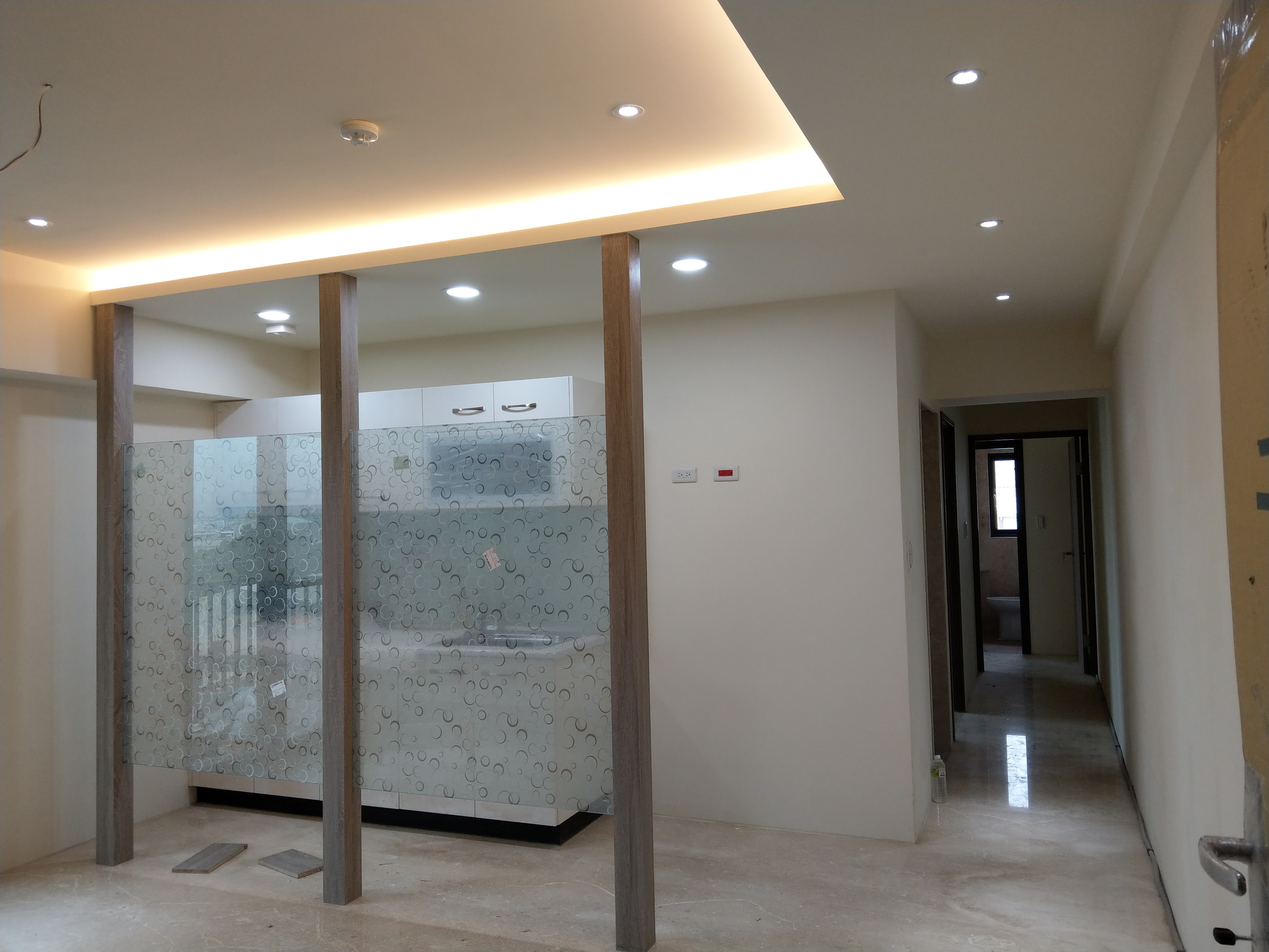 客廳餐廳夾紗玻璃隔屏