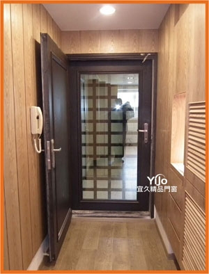 宜久國際實業有限公司-undefined