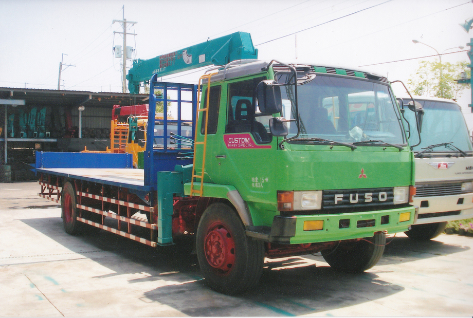 進口外匯車輛-FUSO