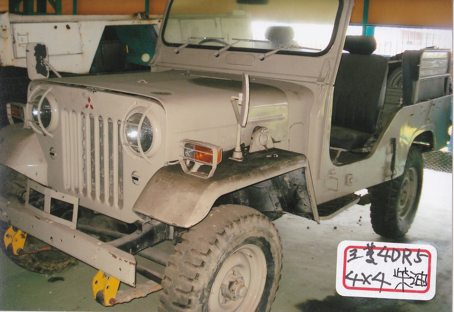 進口外匯車輛-三菱4DR5