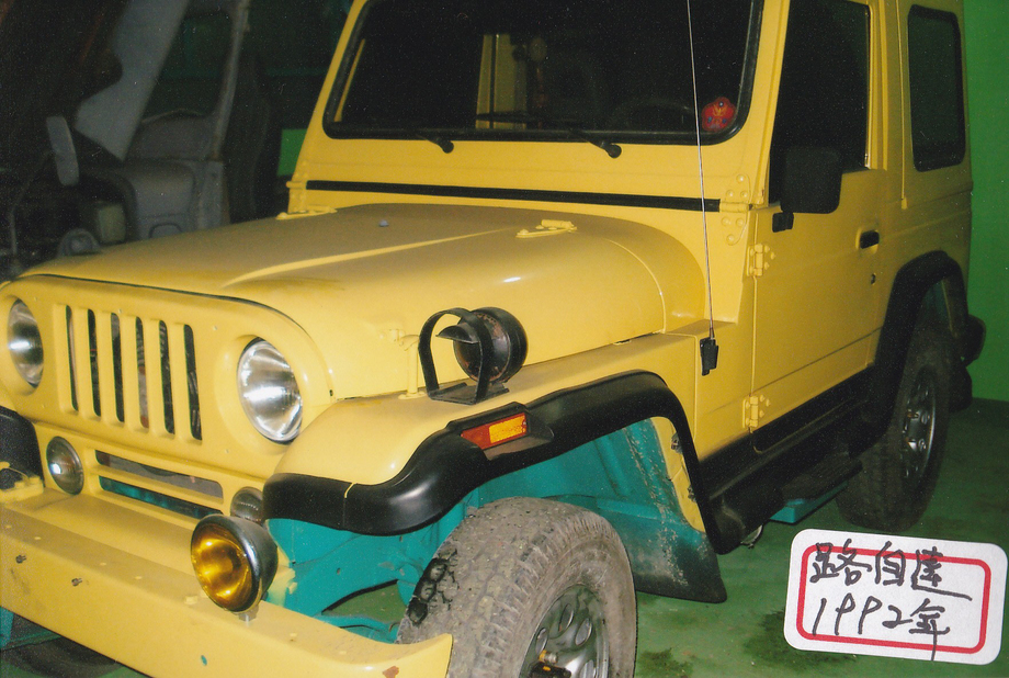 路自達小柴油吉普車