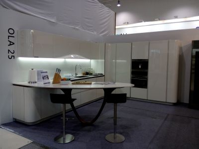 德荃企業股份有限公司-undefined