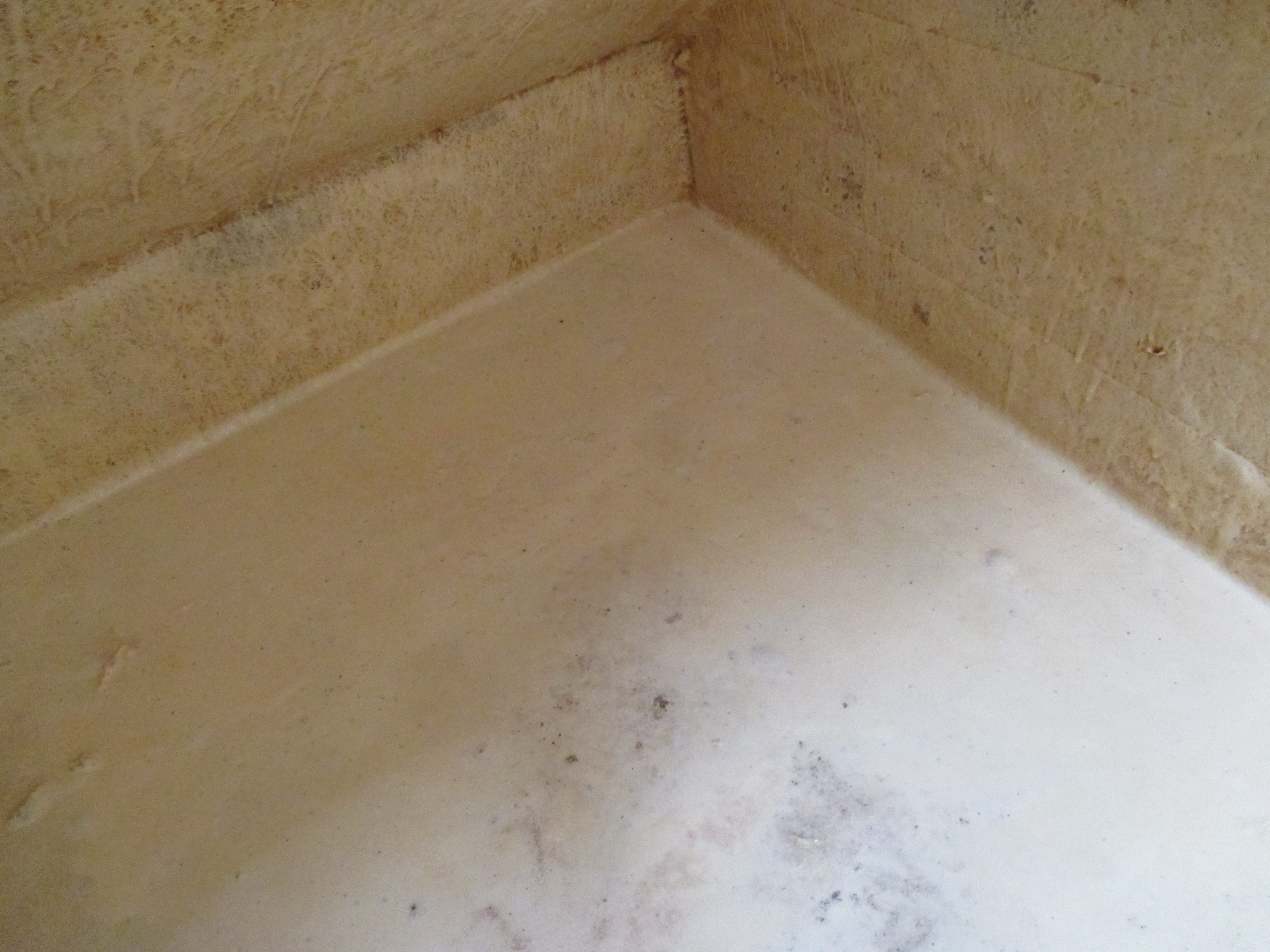 基隆仁愛區社區洗水塔後