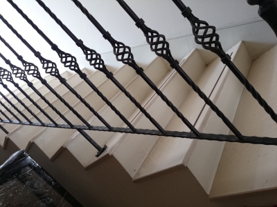 弘國工程有限公司-鋁門窗