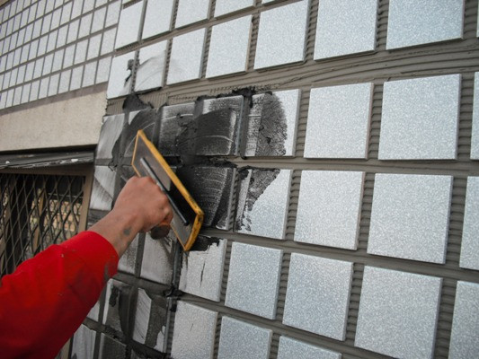 台南外牆磁磚修補