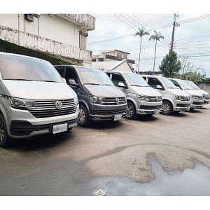 巨揚小客車租賃有限公司