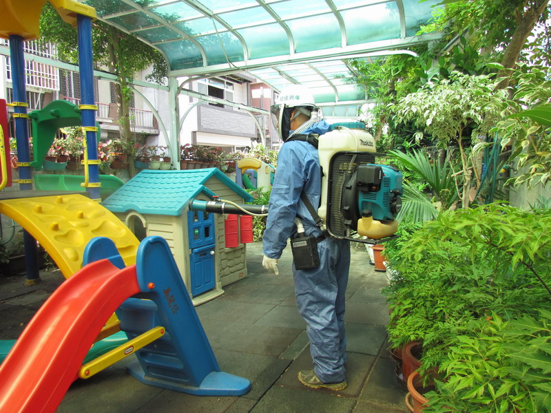安親班戶外消毒