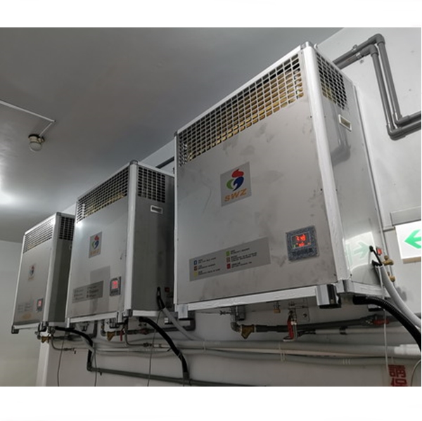 熱泵熱水器比電熱水器省70-80%，沒太陽也可以做熱水~