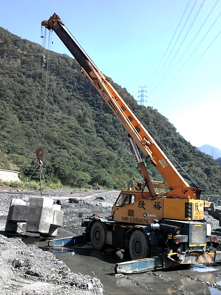 吊車