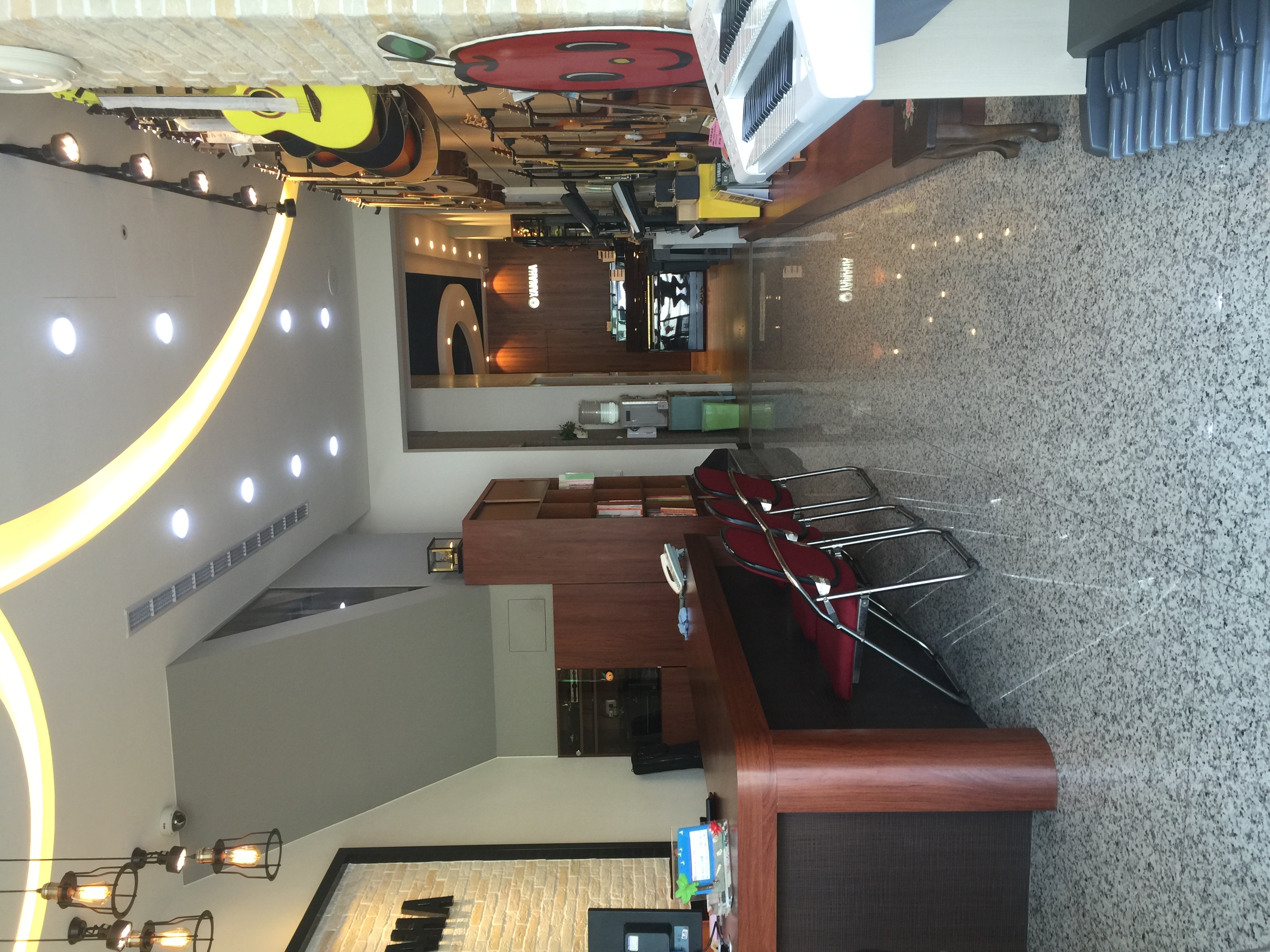 山富樂器行-undefined