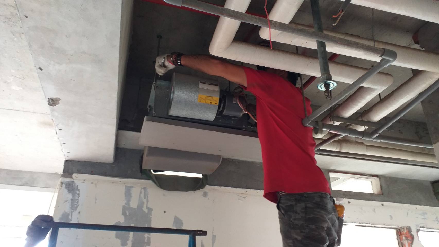 【勁猛工程行】-台中專業的拆除工程公司,拆除工程,中部房屋拆除,裝潢拆除,專業打石,廢棄物清運,百貨