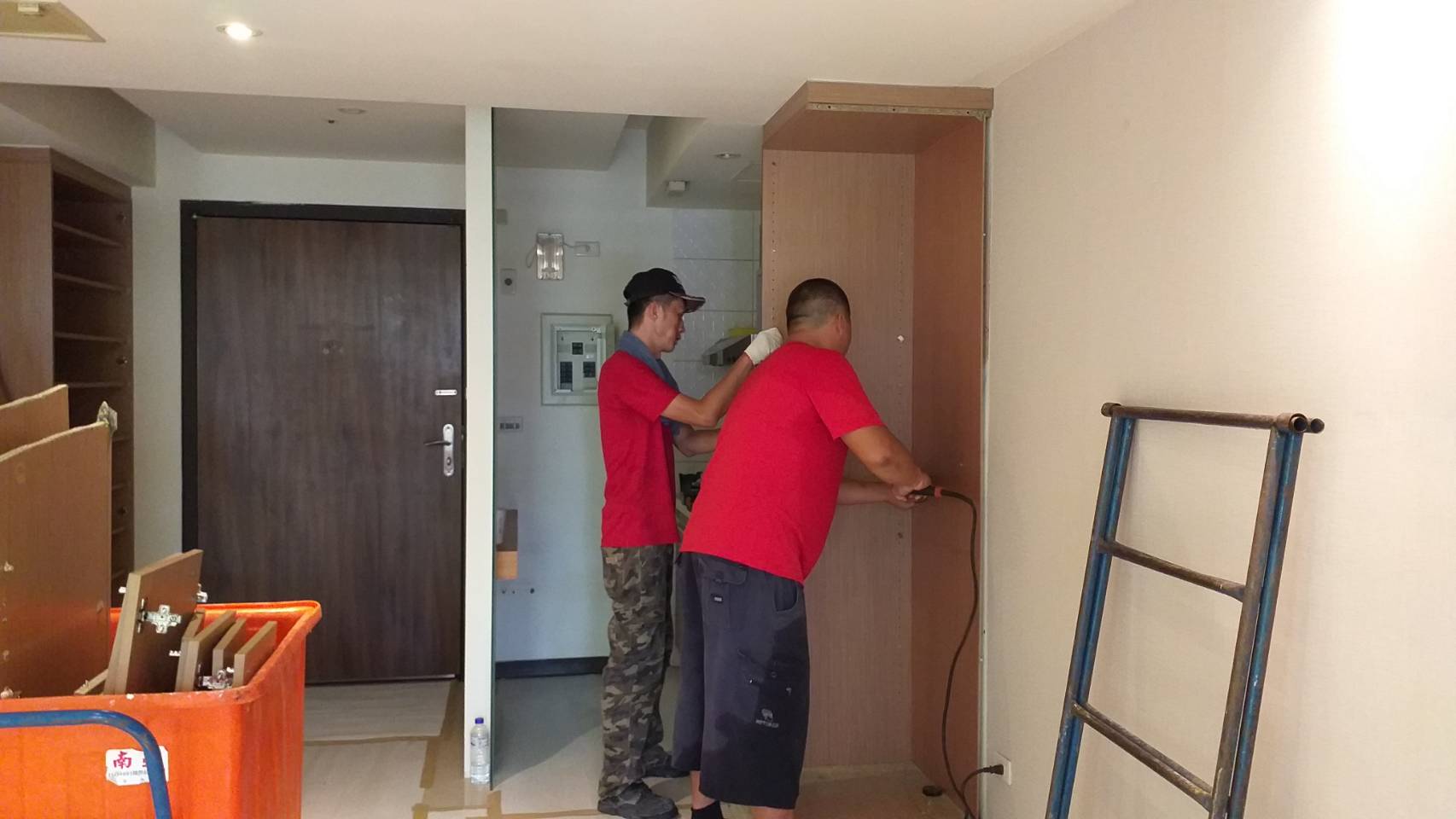 【勁猛工程行】-台中專業的拆除工程公司,拆除工程,中部房屋拆除,裝潢拆除,專業打石,廢棄物清運,百貨