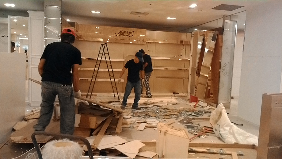 大遠百專櫃拆除