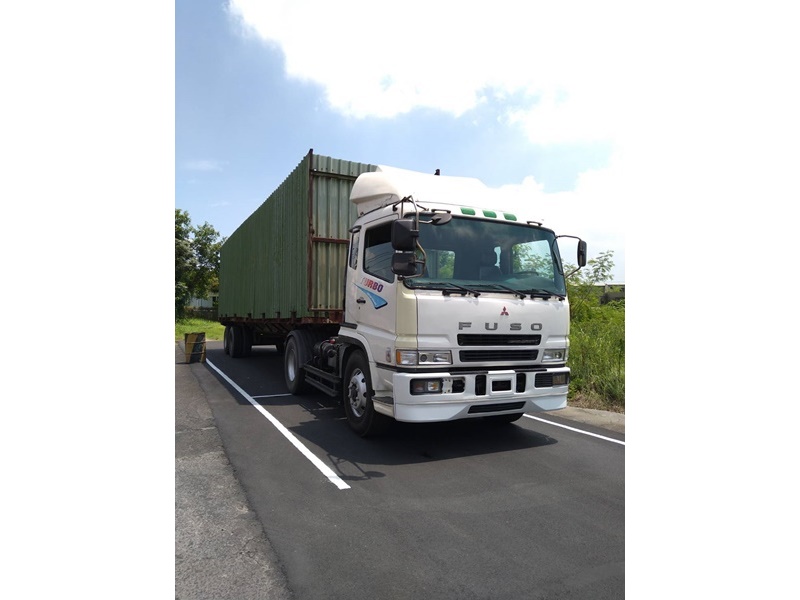 順發拖車大貨車教練場-undefined