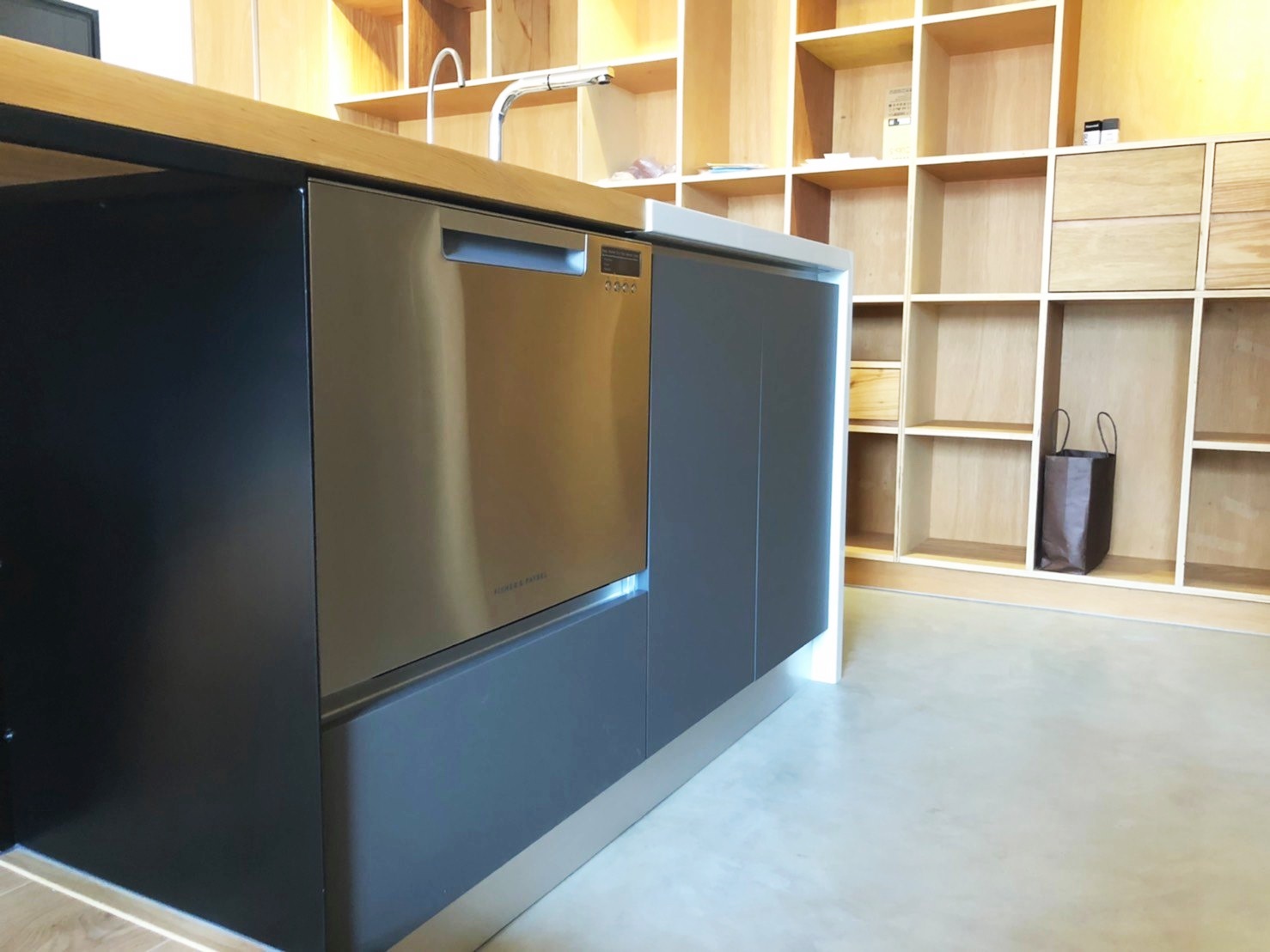 中島櫃運用【菲雪品克抽屜式洗碗機】