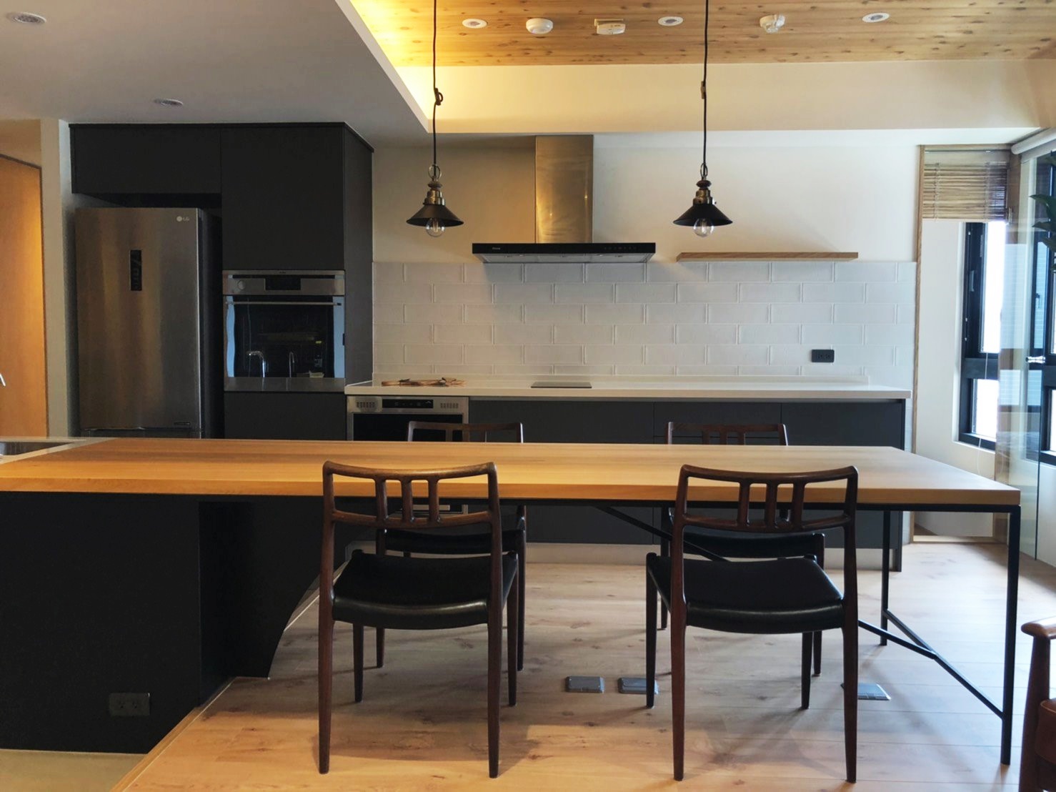 現代工業風廚具設計