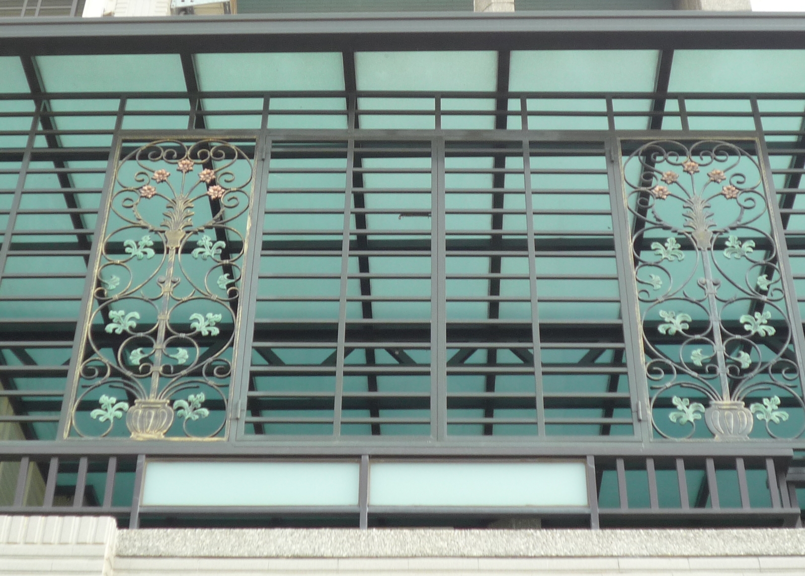 採光罩+鍛造門窗