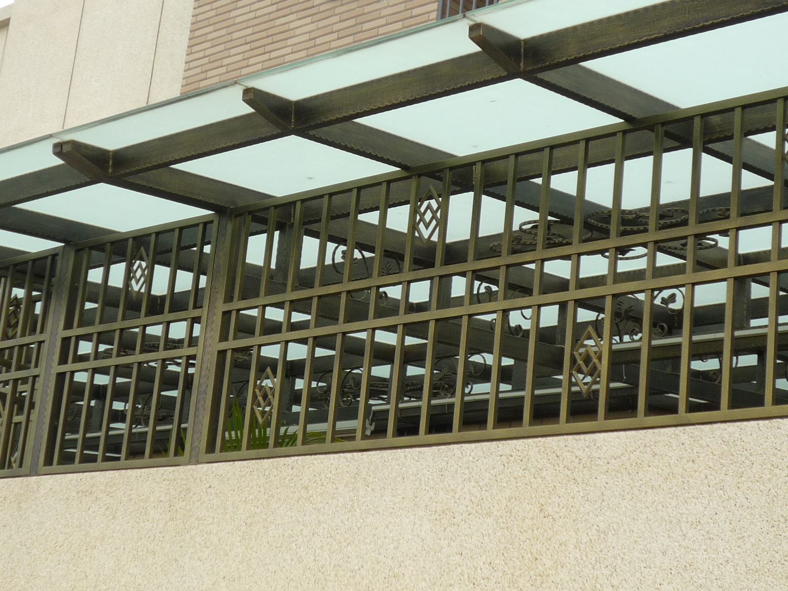 採光罩+白鐵門窗