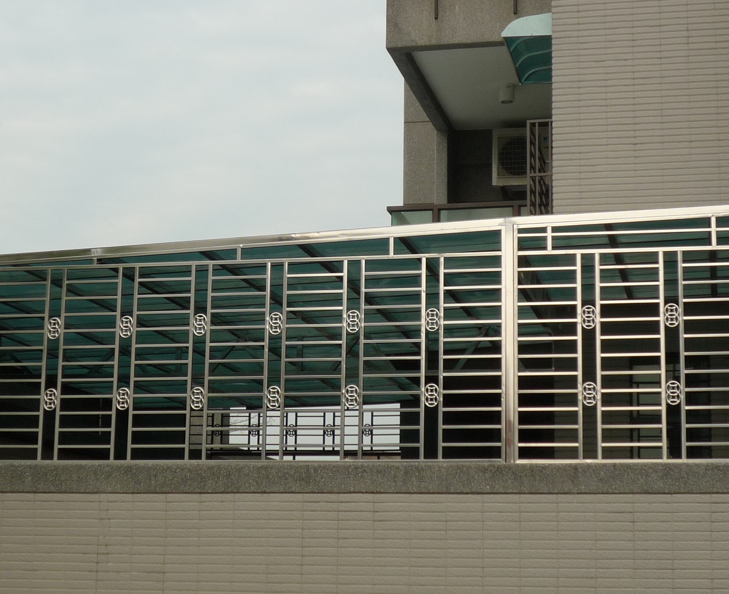 採光罩+防盜門窗