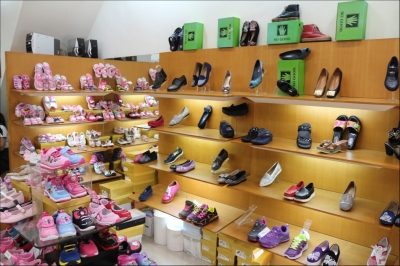 磊綺兒企業有限公司-undefined