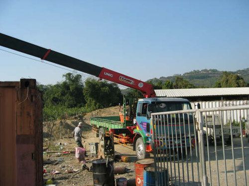 吊車、起重機出租、綱架按裝、機械搬運、鴿舍吊裝