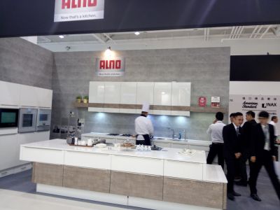 麗舍生活國際股份有限公司-undefined