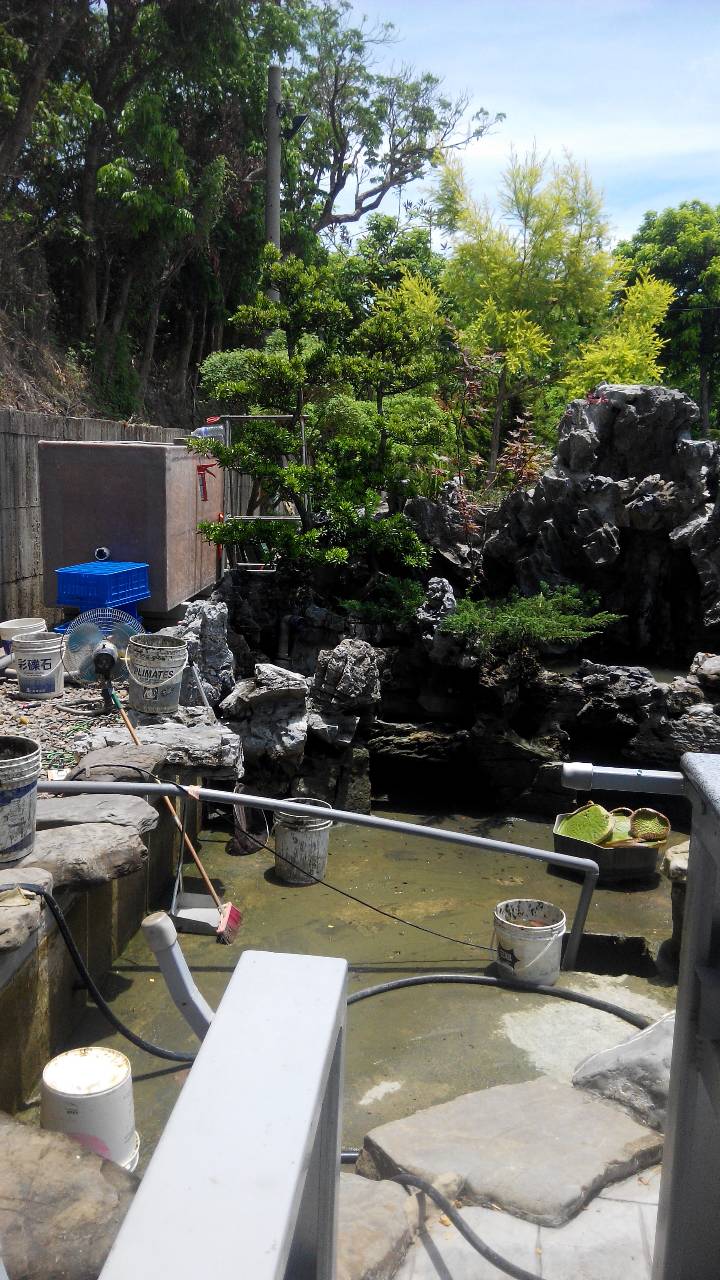 魚池清洗維護