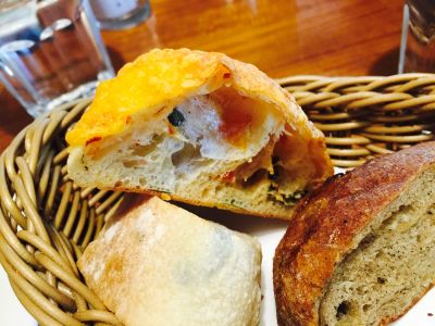 擴邦麵包-undefined