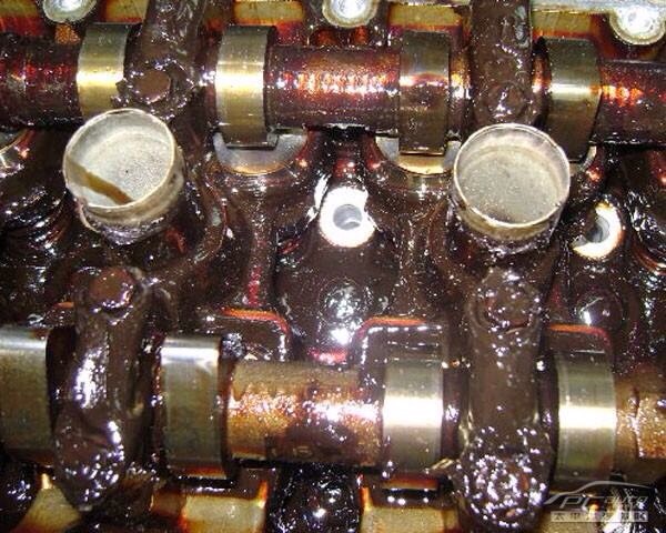 汽車引擎維修&nbsp;