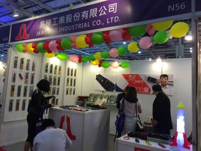 兆棟工業股份有限公司-undefined