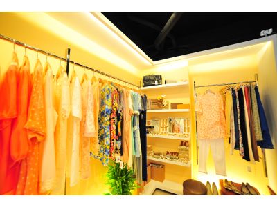 青恬精品服飾-undefined