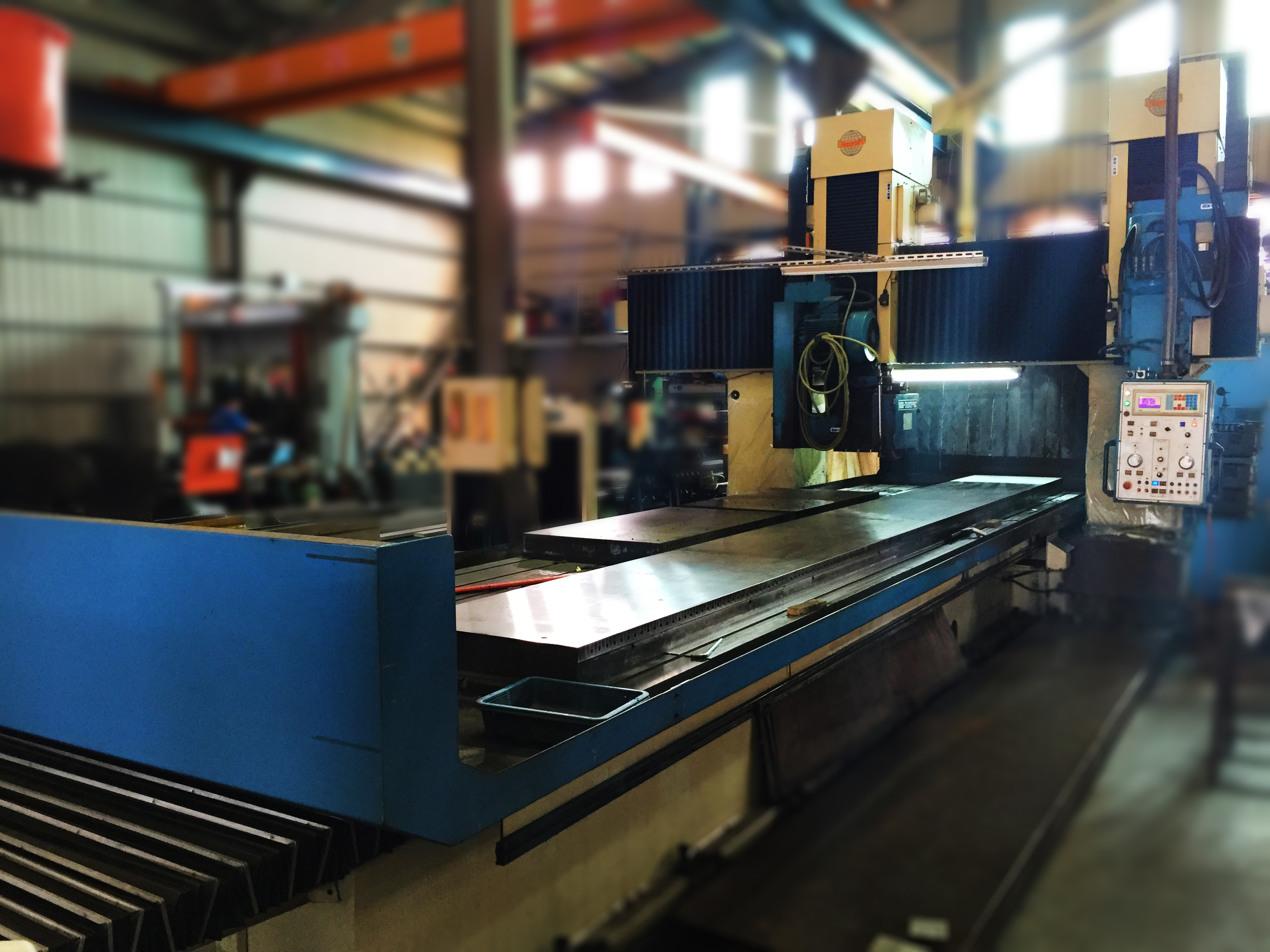 八米龍門成型研磨機