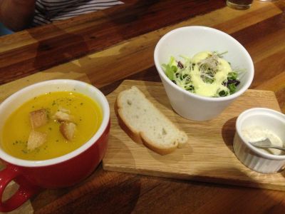 披薩工廠（高雄左營店）-undefined